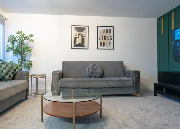 The Hideaway Apartment